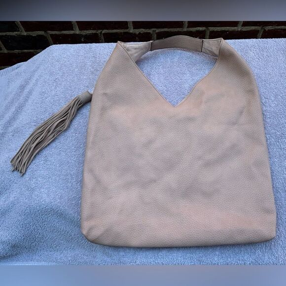 Steve Madden Women’s Studded Hobo Handbag, Tan, Excellent Condition - Picture 4 of 7